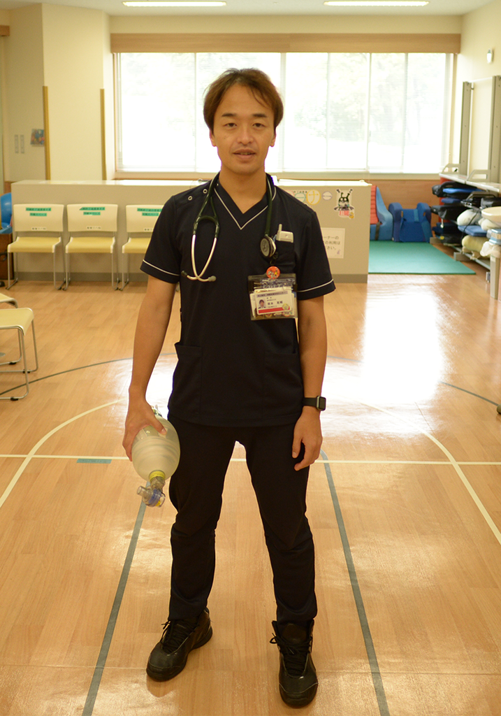 寄本 恵輔 先生