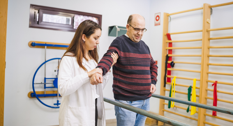 脳卒中片麻痺患者の歩行動作獲得に必要な基礎知識とリハビリ｜一括申込